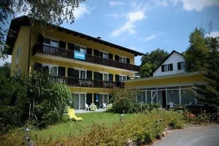 Regia Oda ve Kahvaltı Velden am Wörthersee